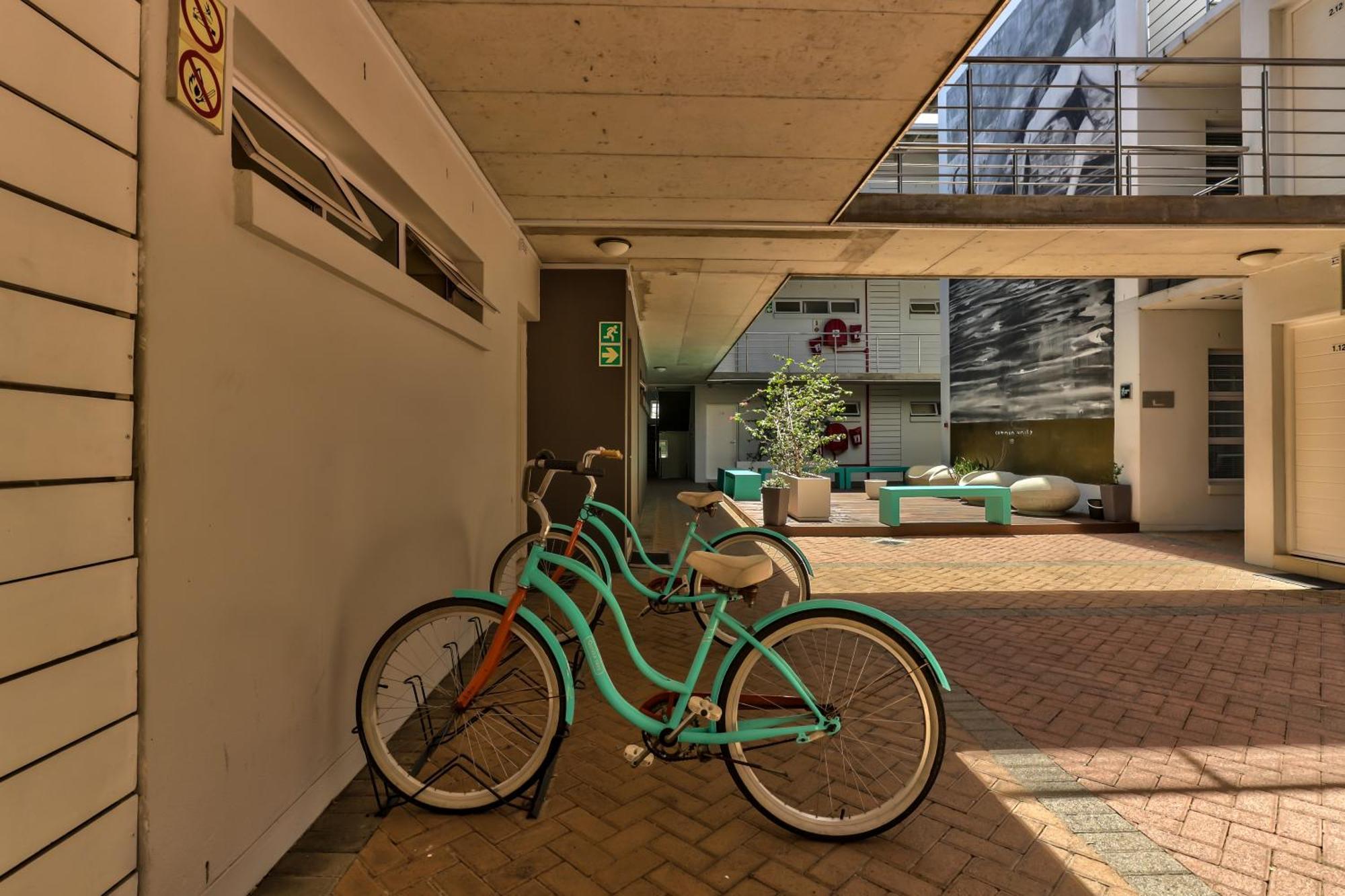 Wink Aparthotel Quiver Tree Stellenbosch Bagian luar foto
