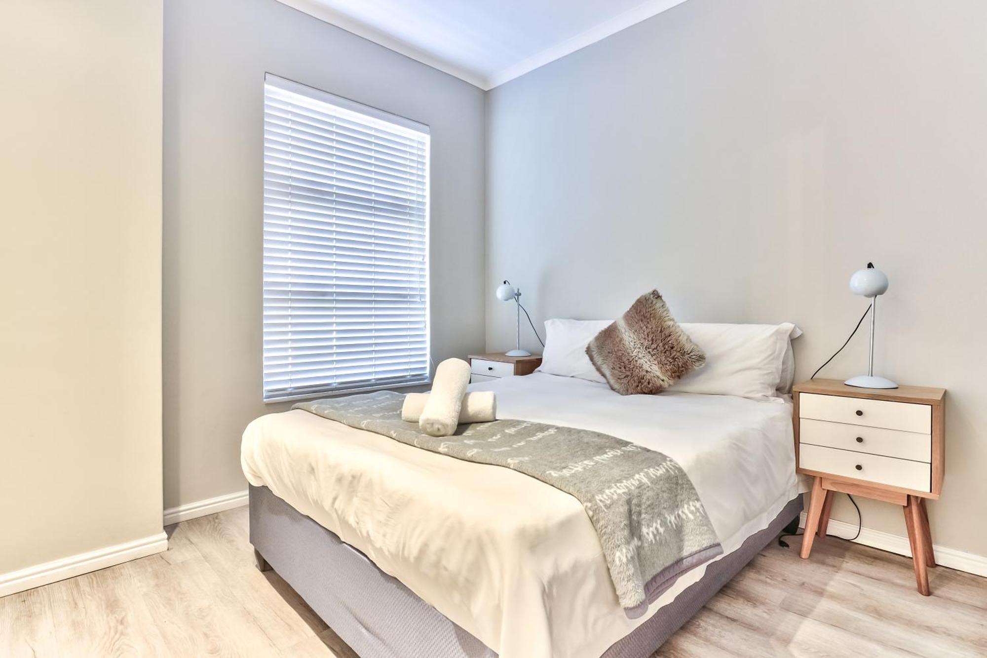 Wink Aparthotel Quiver Tree Stellenbosch Bagian luar foto