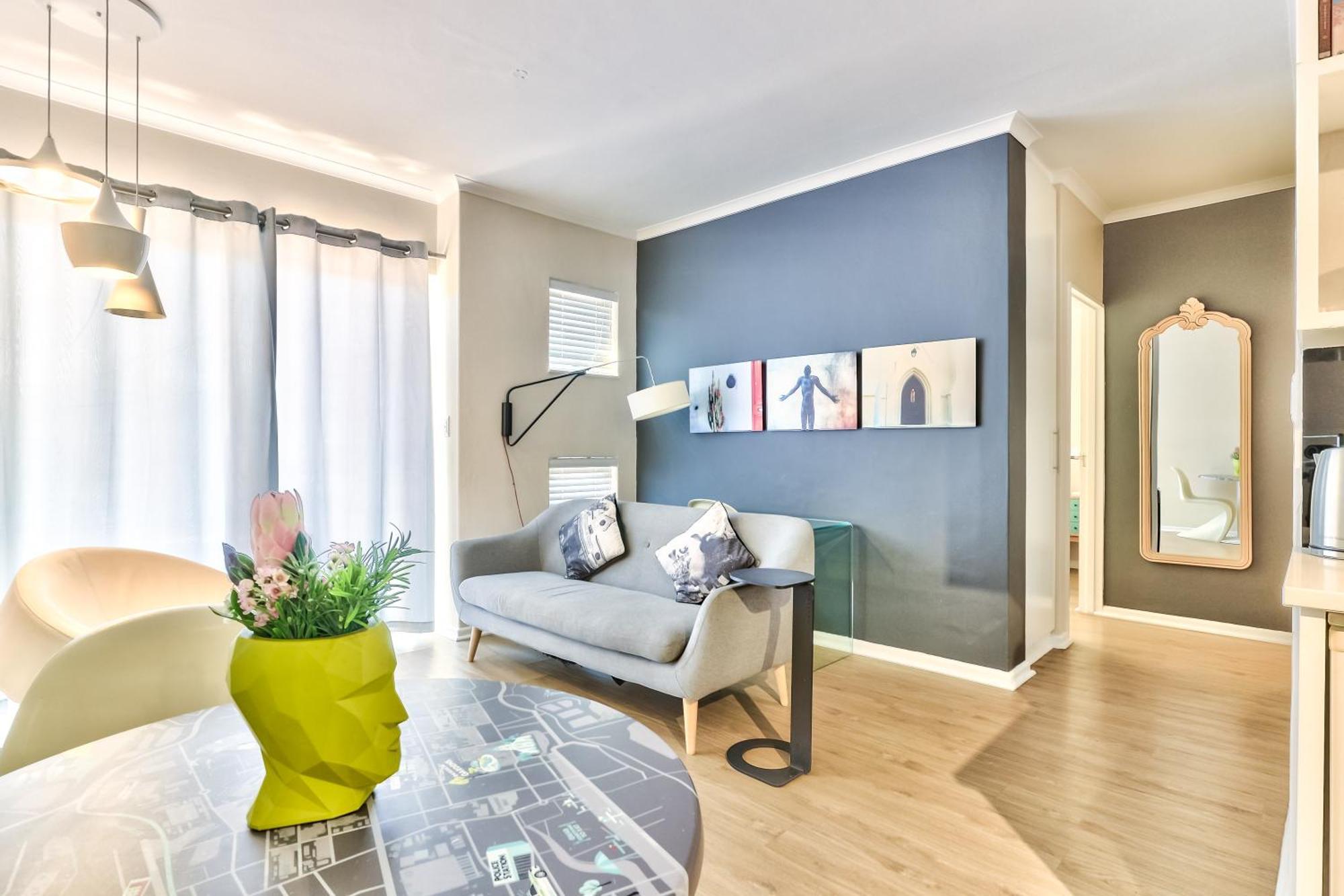Wink Aparthotel Quiver Tree Stellenbosch Bagian luar foto